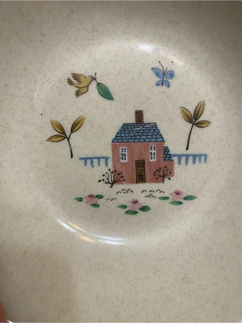 International Heartland set cream